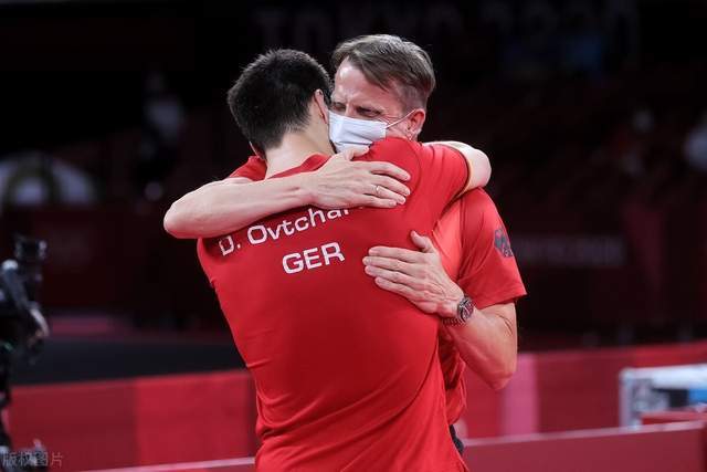 首场战役中 首场战役中